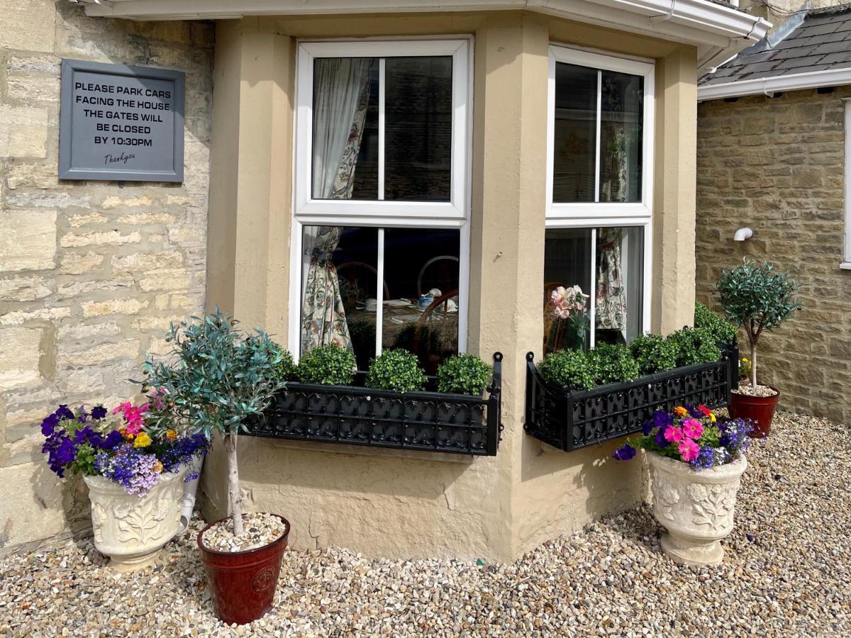 Apsley Villa Guest House. Cirencester Exterior foto